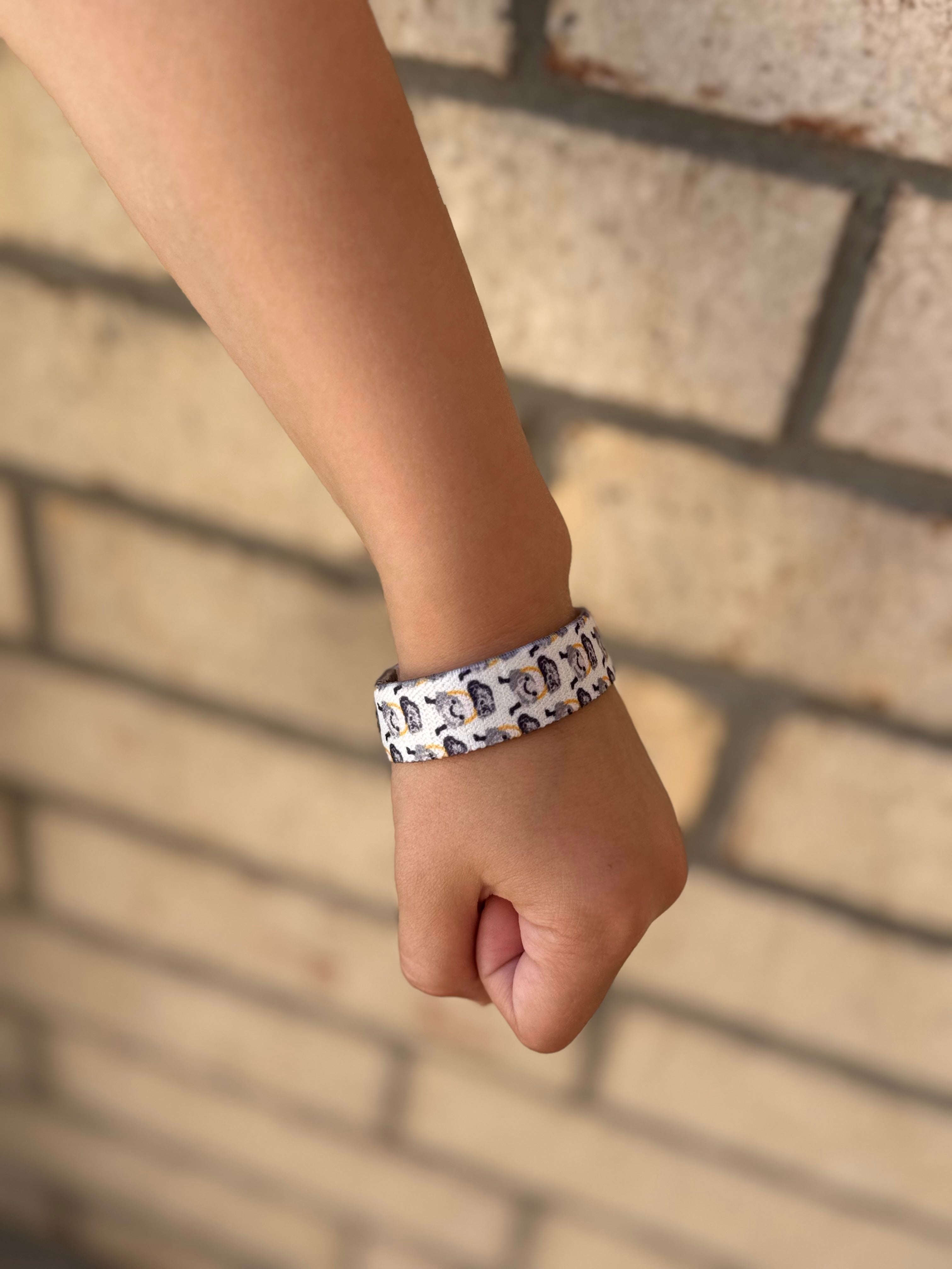 Jesus Rocks Kids Bracelet